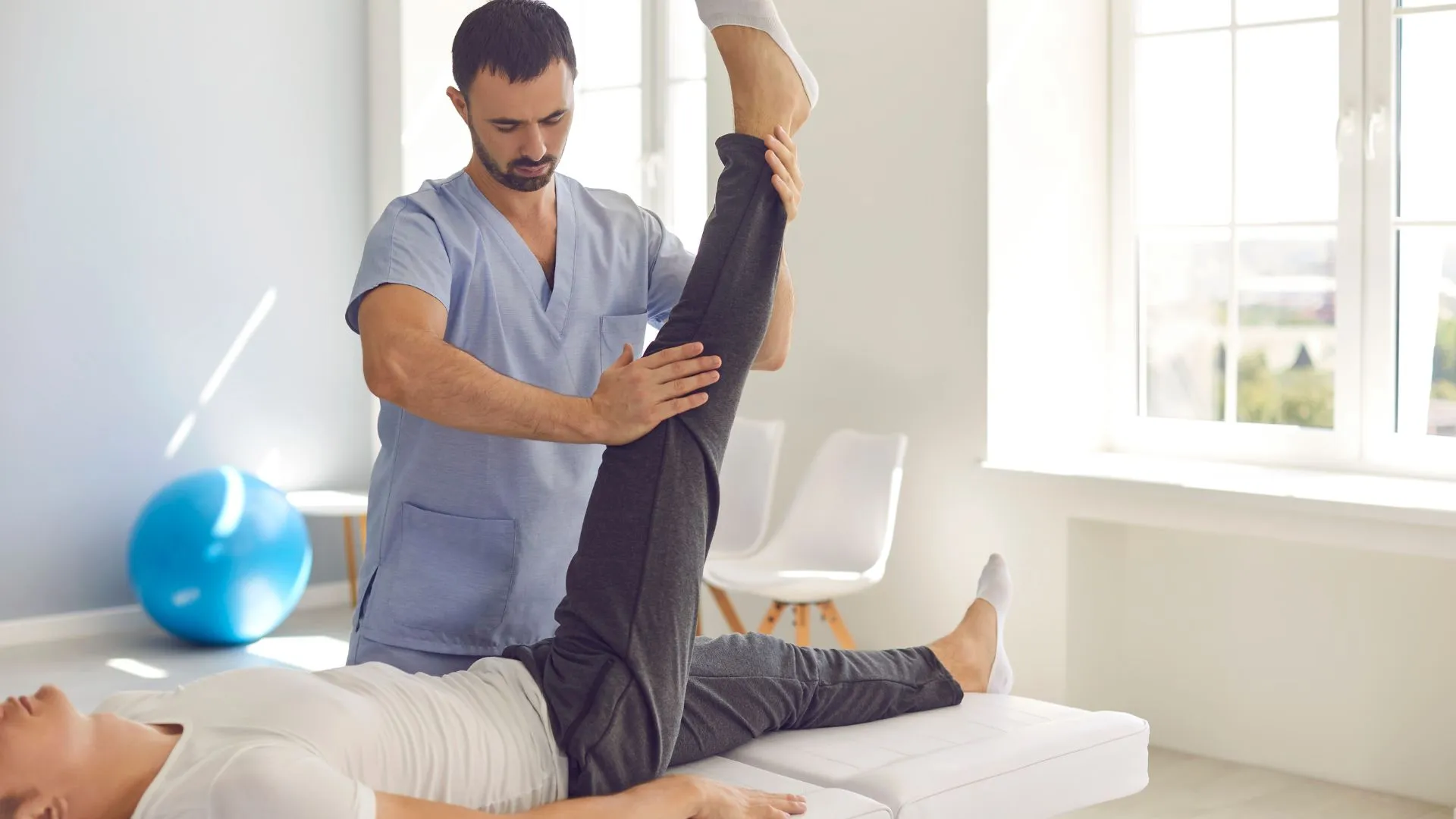 Osteopathy-for-Knee-Pain-in-Brampton