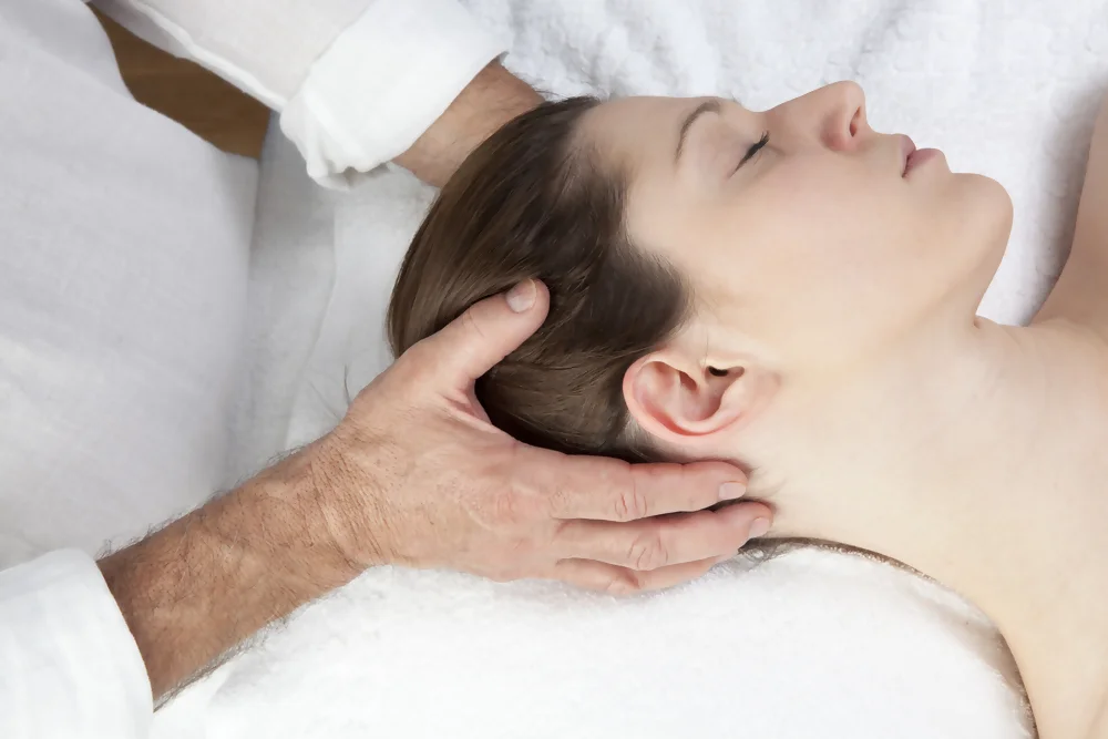 Treatment of Headaches and Migraines with Osteopathy